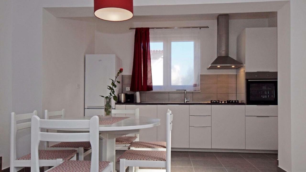 Apartments Mare Vodice Kültér fotó
