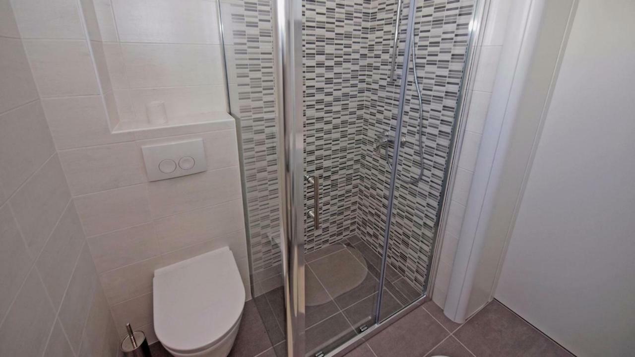 Apartments Mare Vodice Kültér fotó