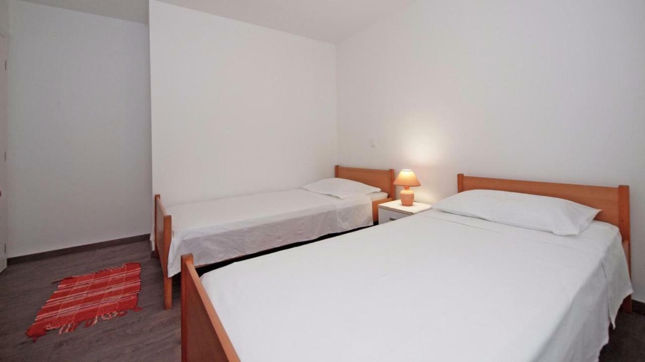 Apartments Mare Vodice Kültér fotó